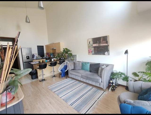 2 BEDROOM APARTMENT FOR SALE IN RANDBURG CENTRAL